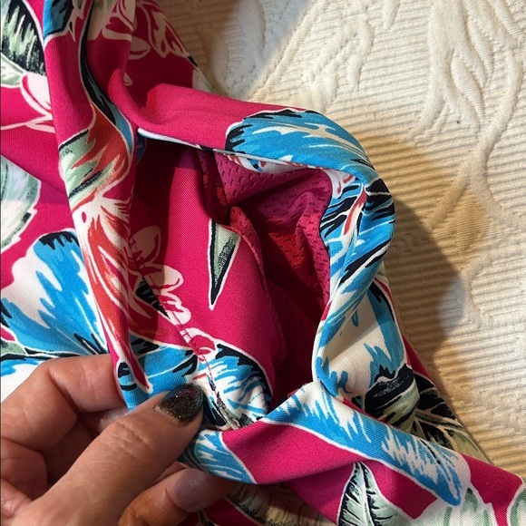 Tommy Bahama Pink Floral Golf Set - Picture 10 of 12